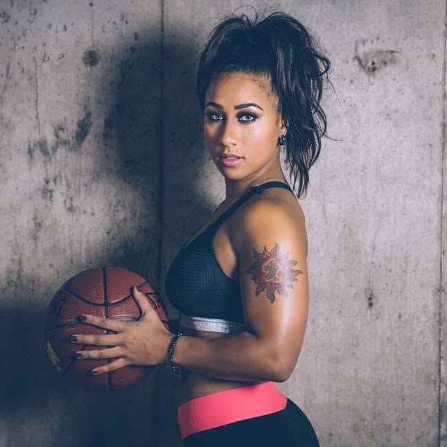 Nicole Hoopz Alexander